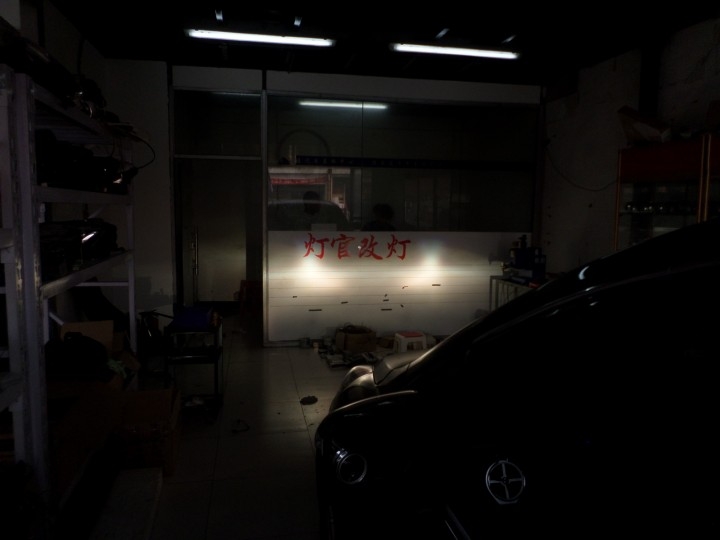 马自达8改装Q5双光透镜欧司朗氙气灯安定器北京实体店