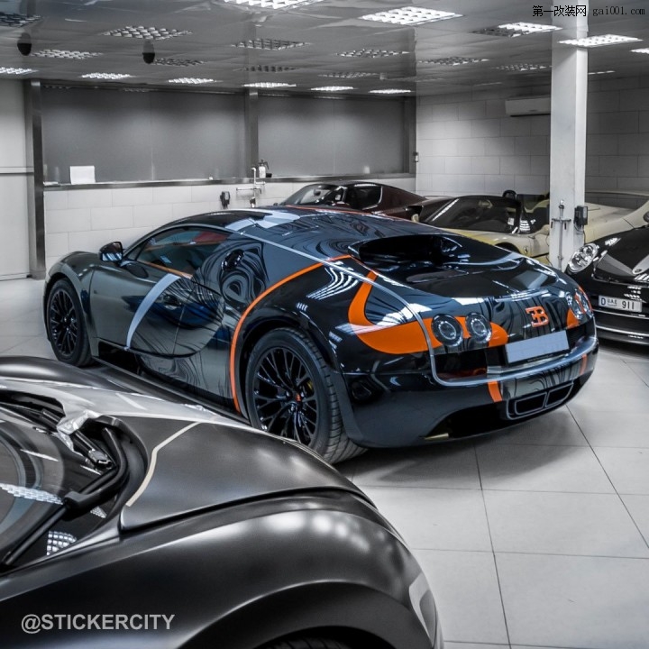 black-chrome-bugatti-veyron-super-sport-5.jpg