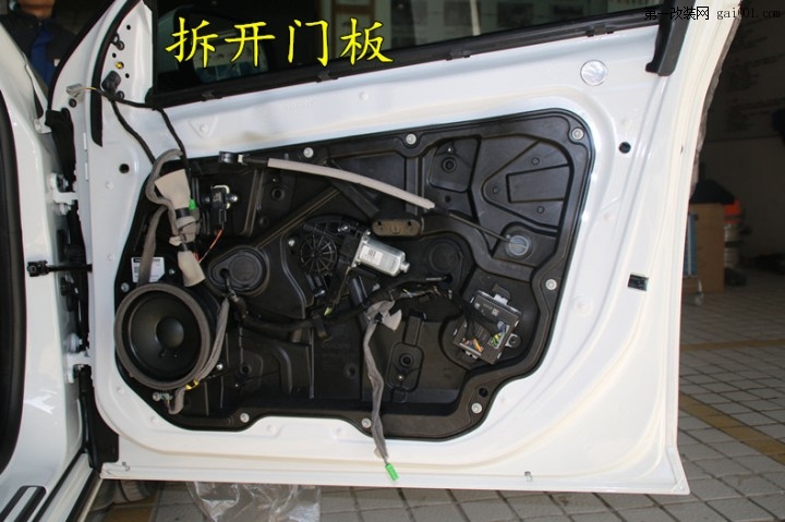 沃尔沃V60音响改装——武汉乐改汽车音响改装  (5).jpg