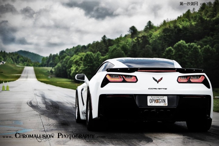 corvette-z06-4.jpg