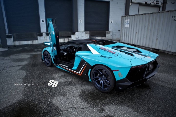 blue-lamborghini-aventador-8.jpg