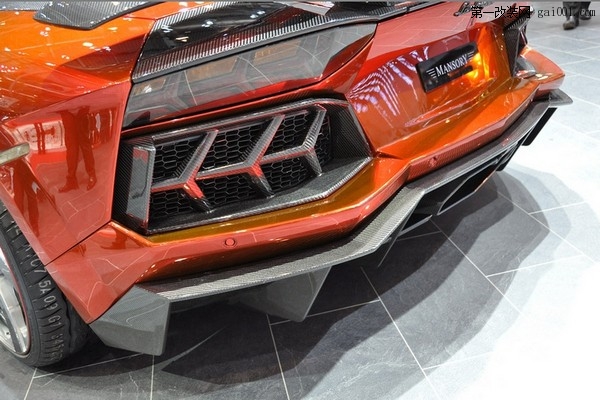 兰博基尼LP700 AVENTADOR 改装MANSORY碳纤维空力套件