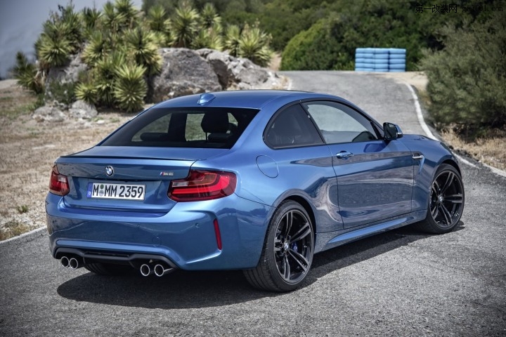 2017-bmw-m2-coupe-3.jpg