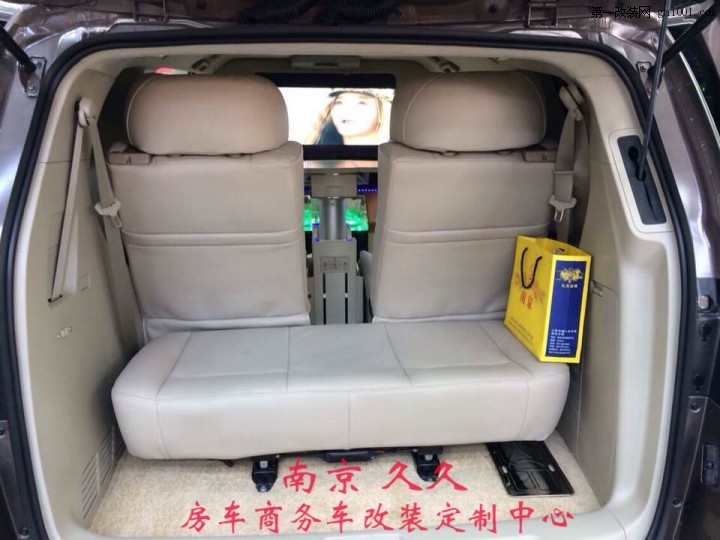 南京久久房车商务车改装定制 GL8改装案例