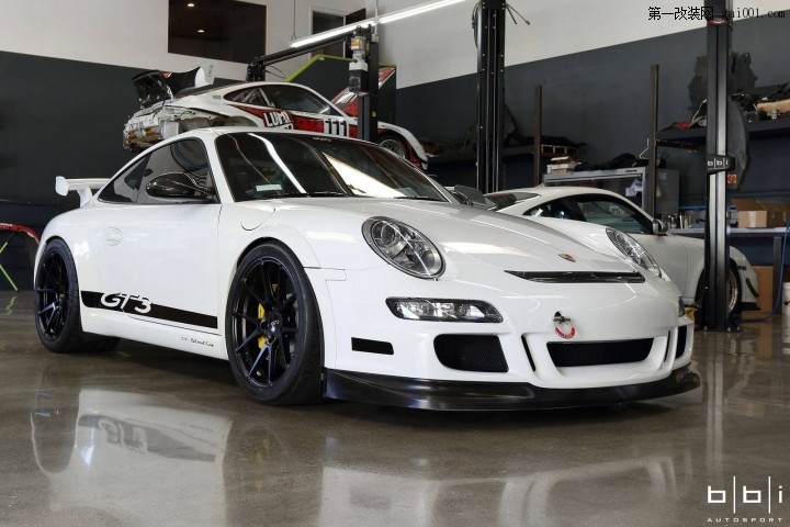 Porsche-911-GT3-1.jpg
