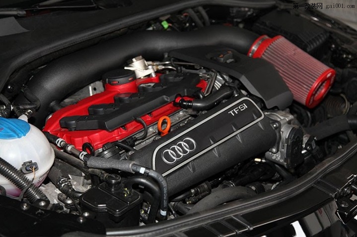 Audi-TT-RS-9.jpg