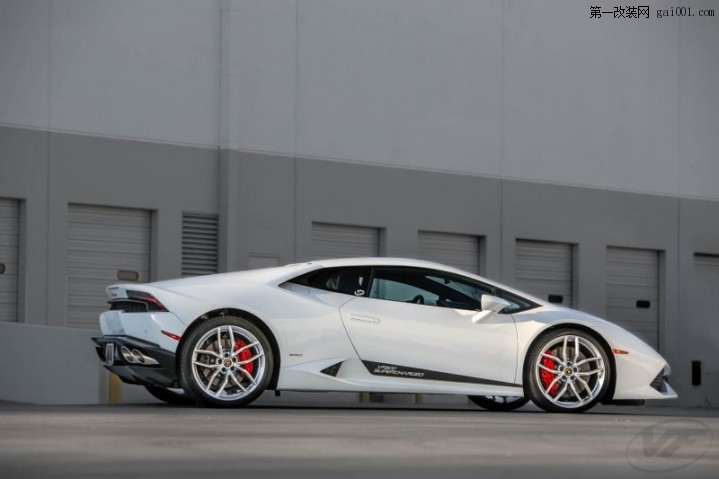 Lamborghini-Huacan-2.jpg