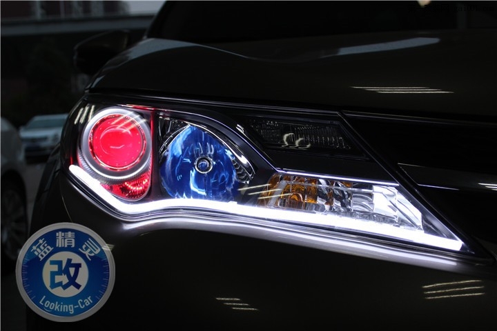 丰田新款RAV4完美改装欧司朗灯泡升级红色恶魔眼武汉蓝精.