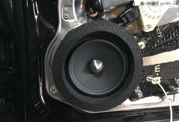 奔驰CLS300汽车音响改装德国BRAX-HELIX发烧音响 翻天覆地的声华