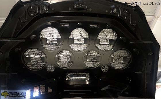 奔驰ML400汽车全车隔音改装俄罗斯STP舒适系列CSH小炸弹