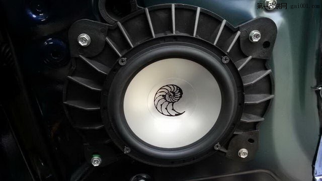 丰田坦途·德国海螺3.16s/魔立方C-165X1音响升级/成都美声影音