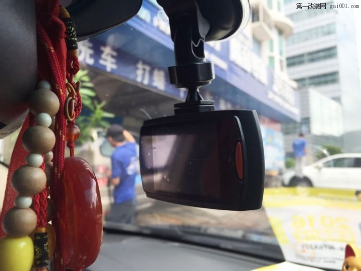【珠海非常城市】雪佛兰景程安装高清行车记录仪