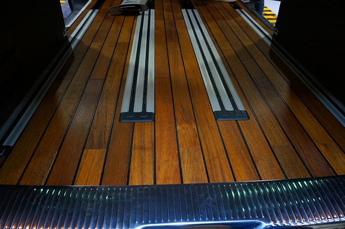 大众迈特威T6豪装实木地板——重庆渝大昌汽车音响改装打造