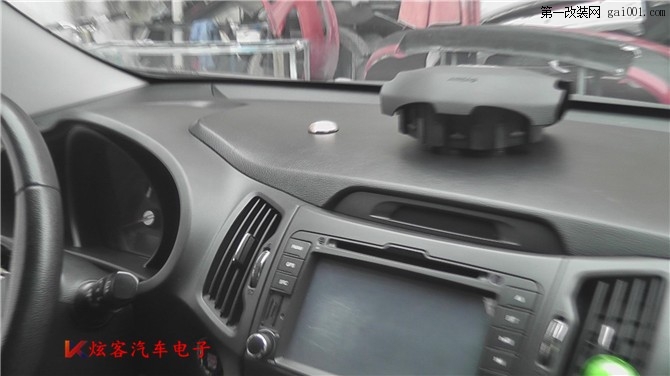 深圳起亚智跑安装多功能方向盘，定速巡航