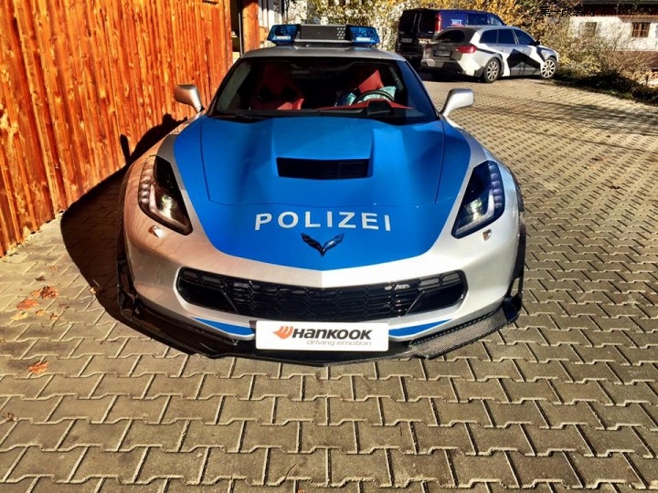 Corvette-C7-Police-Car-9.jpg
