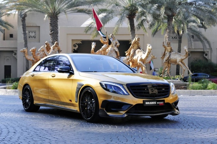 Brabus-Rocket-900-1.jpg