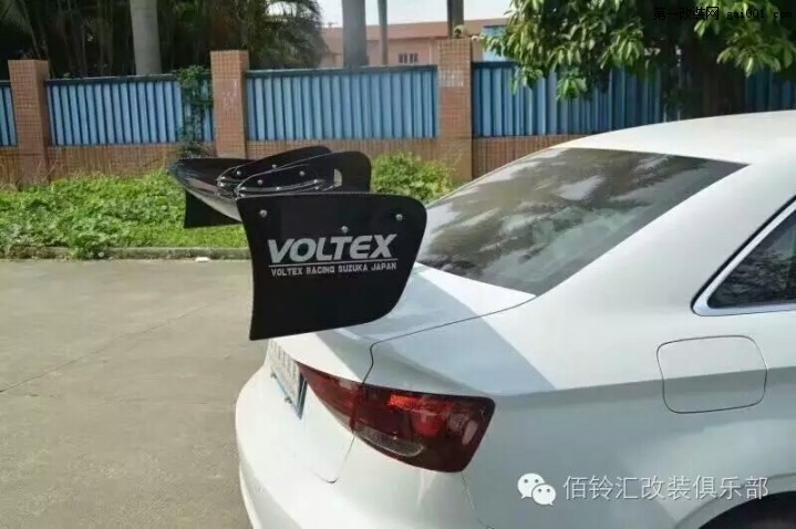 Voltec GT 碳纤维大尾翼