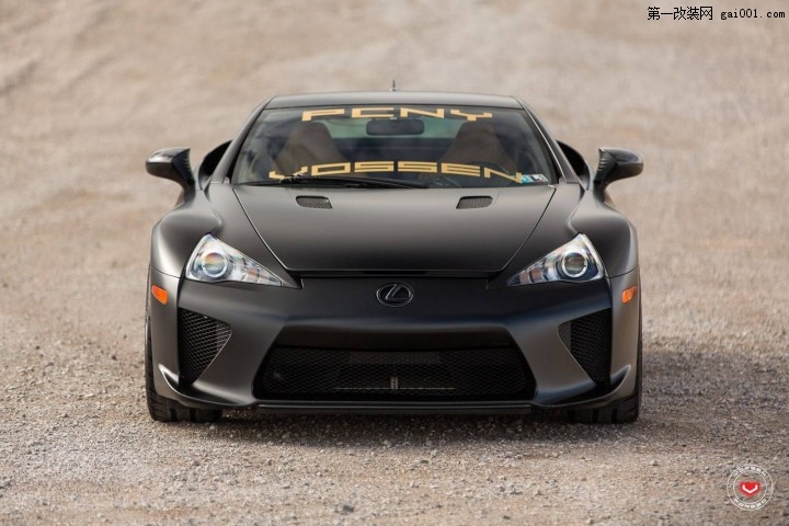 Lexus-LFA-18.jpg