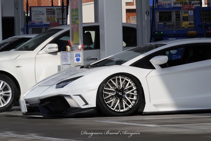 Aimgain-GT-Lamborghini-Aventador2.jpg