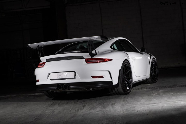 Porsche-911-GT3-RS-5.jpg
