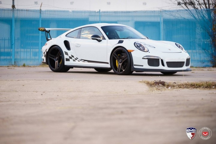 Porsche-911-GT3-RS-12.jpg