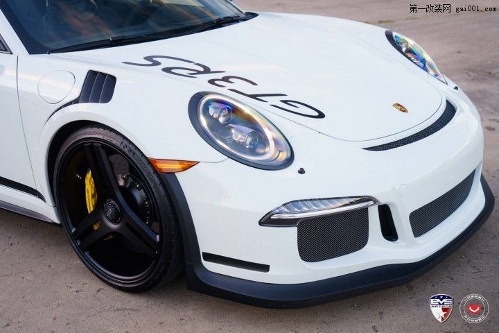 Porsche-911-GT3-RS-61.jpg
