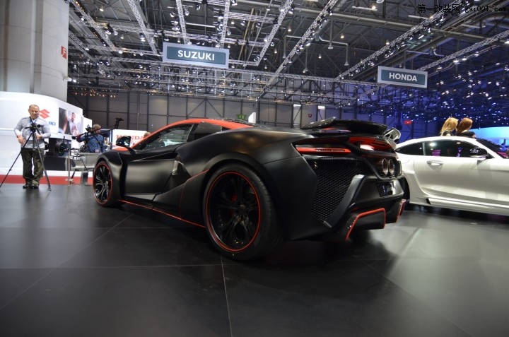 FAB-Design-McLaren-4.jpg