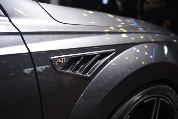 ABT-Q7-at-Geneva-Motor-Show-20168.jpg