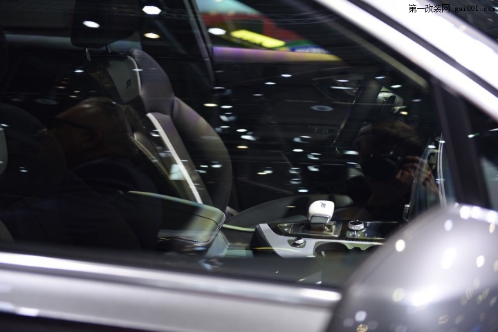 ABT-Q7-at-Geneva-Motor-Show-201611.jpg