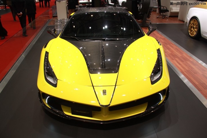 Mansory-488-at-Geneva-Motor-Show-201610.jpg