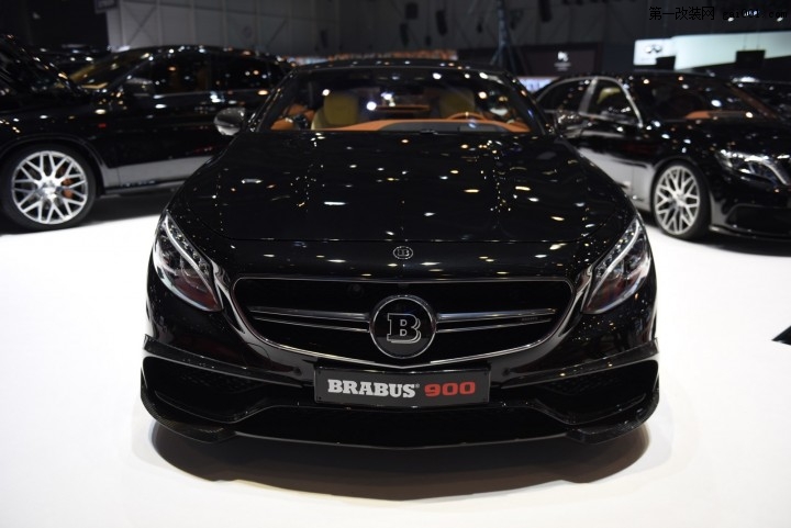 Brabus-900-at-Geneva-Motor-Show-20164.jpg