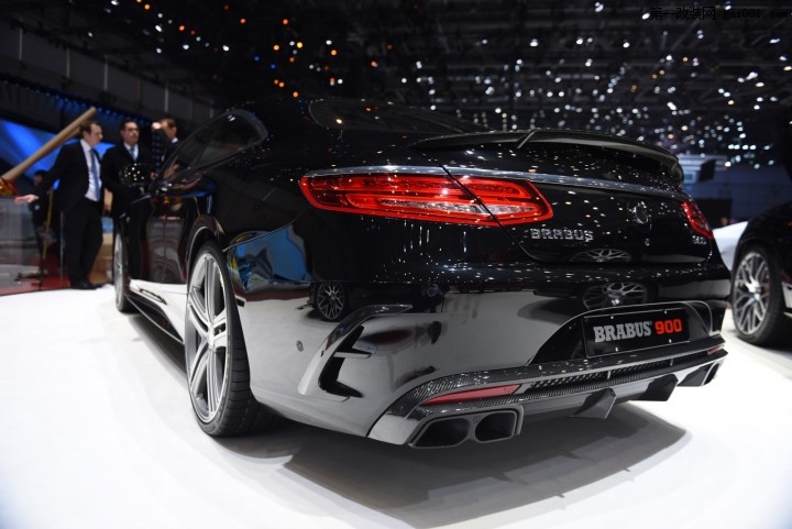 Brabus-900-at-Geneva-Motor-Show-20168.jpg