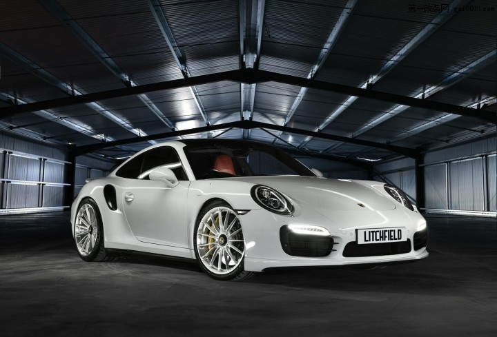 Litchfield-Porsche-911-2.jpg