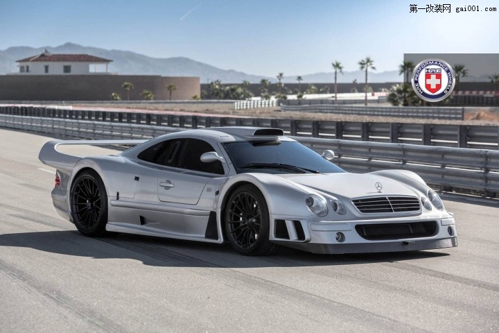 Mercedes-Benz-CLK-GTR-1.jpg