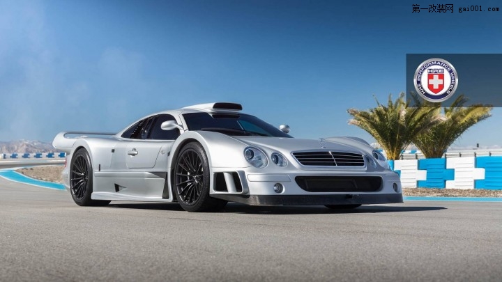 Mercedes-Benz-CLK-GTR-9.jpg