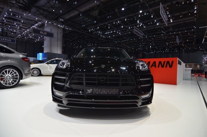Hamann-Porsche-Macan-at-Geneva-Motor-Show-20162.jpg
