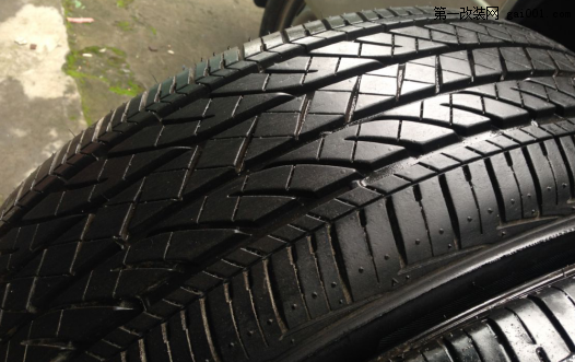 出售普利司通235/55R20