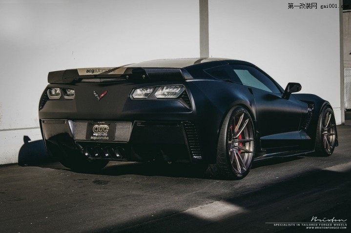 Black-Corvette-Z06-3.jpg