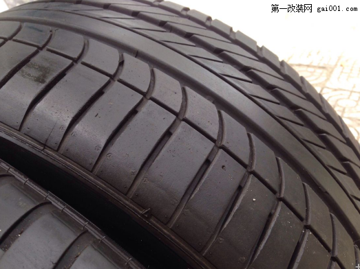 出售固特异265/40R20