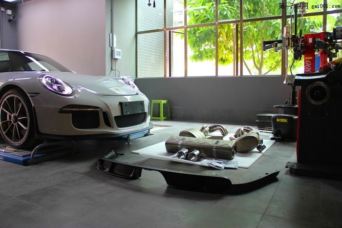 911 GT3改装天蝎钛合金运动排气