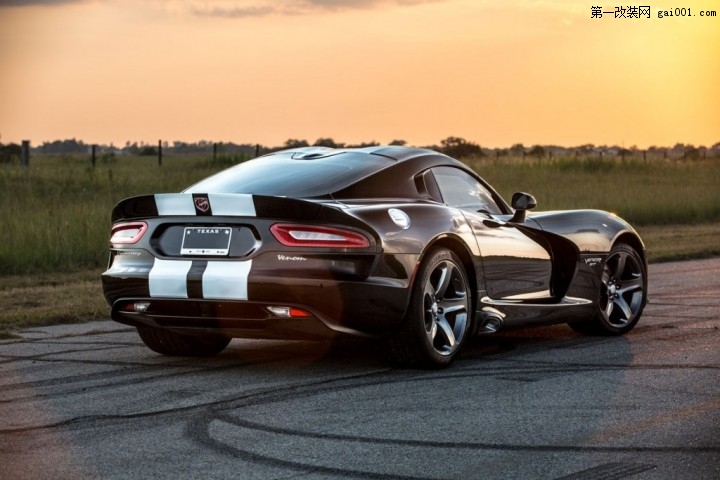 viper-hennessey-supercharged-11-1024x683.jpg