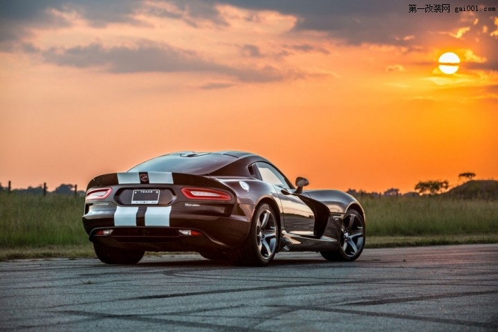 viper-hennessey-supercharged-14-1024x683.jpg