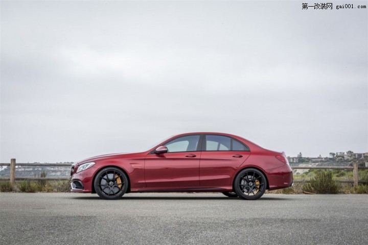 Mercedes-AMG-C63-S-with-Vorsteiner-V-FF-103-Wheels-13-1024x683.jpg