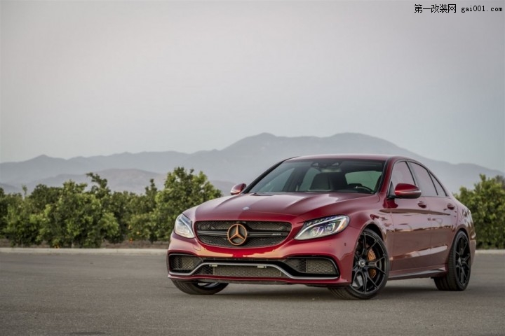 Mercedes-AMG-C63-S-with-Vorsteiner-V-FF-103-Wheels-20-1024x683.jpg