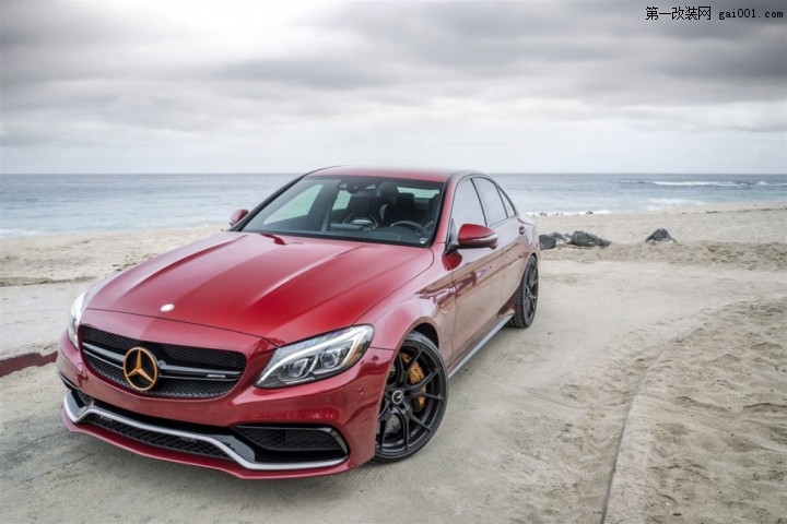 Mercedes-AMG-C63-S-with-Vorsteiner-V-FF-103-Wheels-31-1024x683.jpg