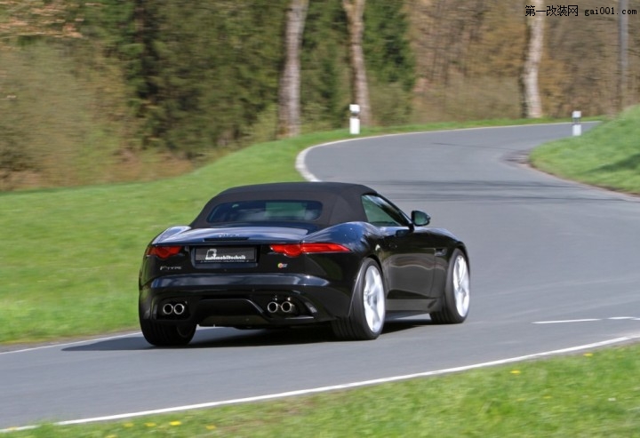 BB-Jaguar-F-Type-Heck-Strasse-1024x702.jpg