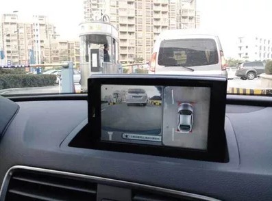 深圳奥迪Q3改装手写凯立德导航和360度全景行车记录仪