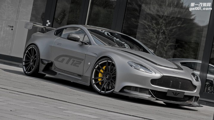 Aston-Martin-Vantage-GT12-3.jpg