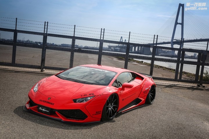 Liberty-Walk-Lamborghini-Huracan-Widebody-Kit-4-1024x683.jpg