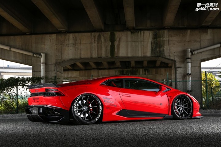 Liberty-Walk-Lamborghini-Huracan-Widebody-Kit-17-1024x683.jpg